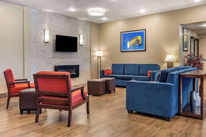 Hotel Interior 4 of 83