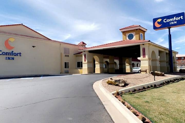 Hotel 75 of 83
